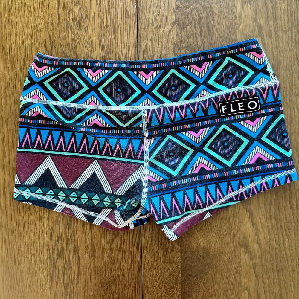 LIMITED EDITION FLEO